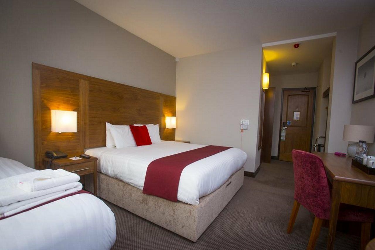 Cedar Court Bradford Hotel Экстерьер фото